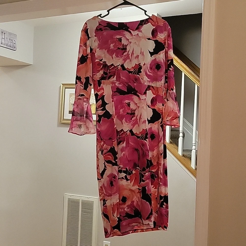 Gorgeous pink & black dress. Size 12 - Picture 4 of 8